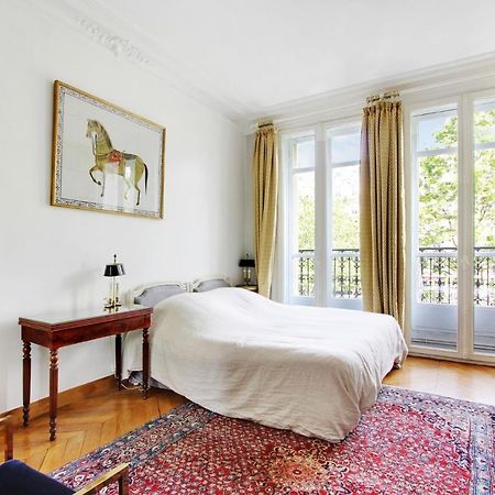 Suite Junior Avec Balcon Et Vue Sur Arc De Triomphe Paris Dış mekan fotoğraf