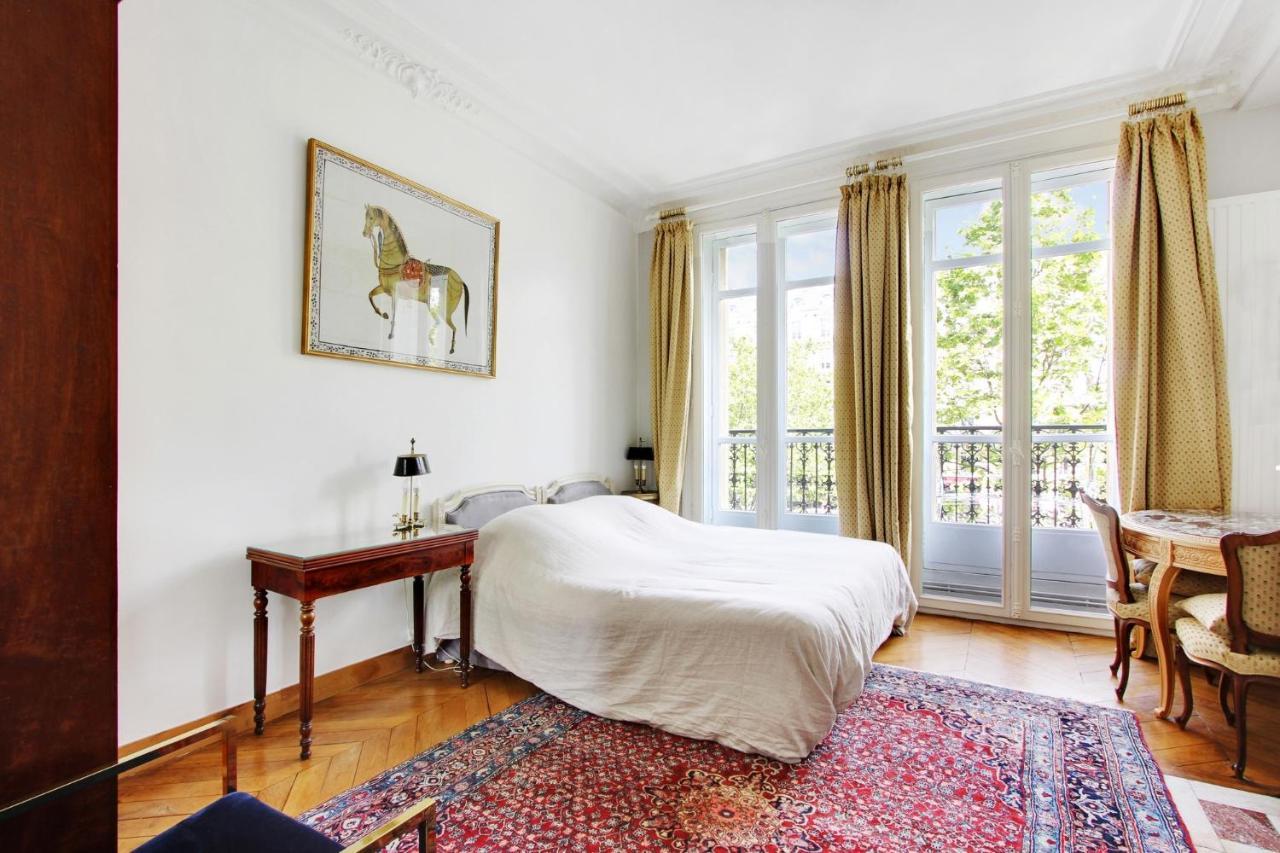 Suite Junior Avec Balcon Et Vue Sur Arc De Triomphe Paris Dış mekan fotoğraf